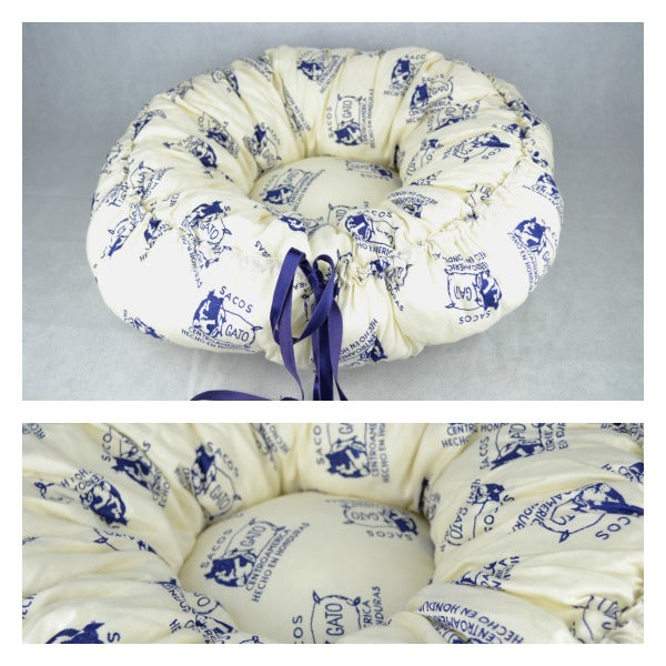 Round dog-cat bed V&amp;A white with print (64-84cm)